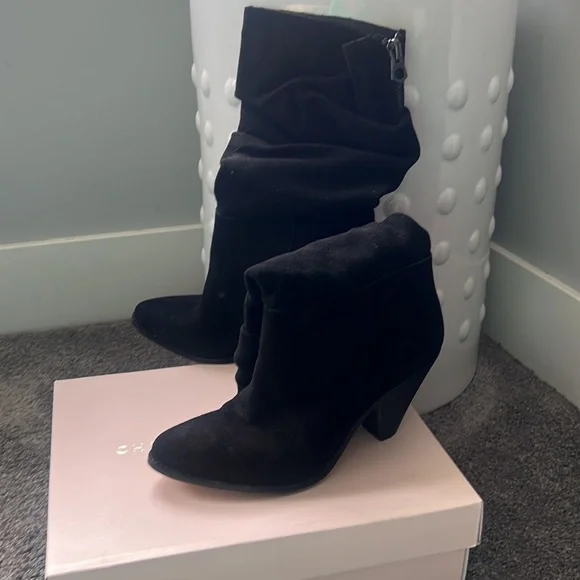 Chinese Laundry size 7.5 - Picture 2 of 2